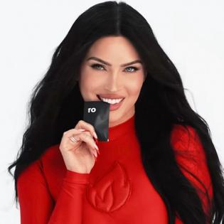 Bang Showbiz / Megan Fox promotes Ro Sparks (c) Instagram/Ro
