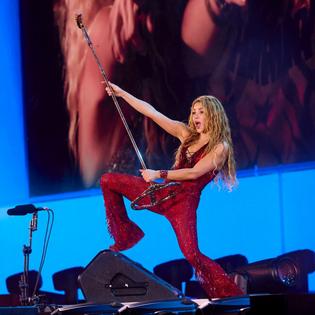 Bang Showbiz / Shakira broke an Amazon Music streaming record with her Madrid show