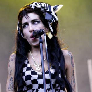 Bang Showbiz / Amy Winehouse wanted a big family
