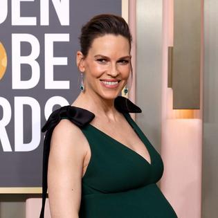 Bang Showbiz / Hilary Swank has opened up about her pregnancy
