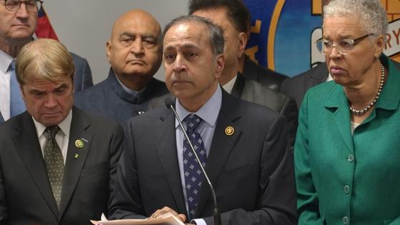 A screen grab from a video shows U.S. Rep. Raja Krishnamoorthi speaking at a news conference in Chicago on Oct. 16, 2026.
              AP Photo/Laura Bargfeld