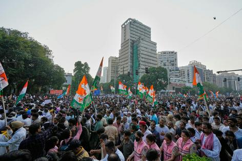 Workers and activists of various opposition parties march toward the Supreme Court demanding the resignation of Chief Election Commissioner Gyanesh Kumar in New Delhi on Oct. 12, 2026.
              AP Photo/Manish Swarup