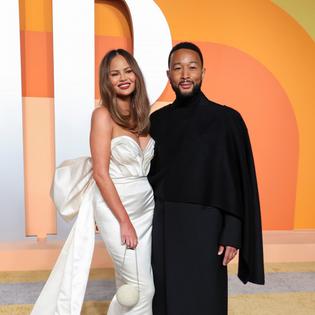 Bang Showbiz / Couple Chrissy Teigen and John Legend