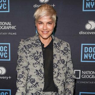 Bang Showbiz / Selma Blair 'doing great' after arrest