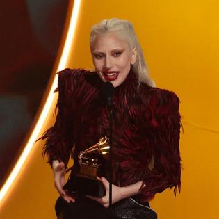 Bang Showbiz / Lady Gaga will be a 'brilliant' mum, dancer pal says