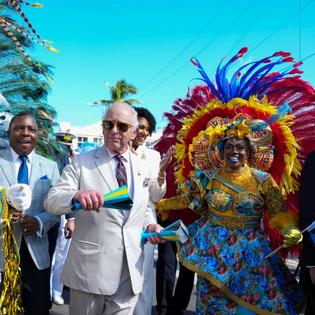 Bang Showbiz / King Charles danced in the Bahamas