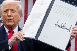 SAUL LOEB/AFP/AFP via Getty Images