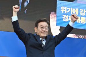 JUNG YEON-JE/AFP/Getty Images North America/TNS