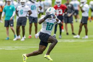PHOTO BY AL DIAZ/Miami Herald/TNS