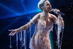 Bang Showbiz / Doja Cat makes pop music U-turn for new album Vie.