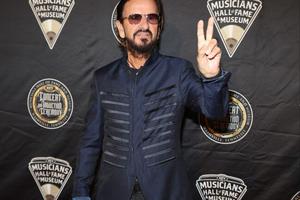 Bang Showbiz / Sir Ringo Starr still feels young and enthusiastic