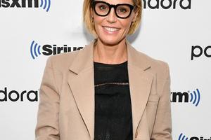 Bang Showbiz / Julie Bowen stars in the new movie