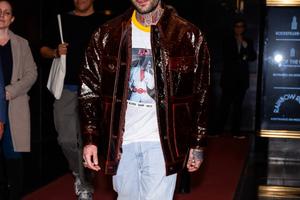 Bang Showbiz / Zayn Malik has opened up about facing racist remarks during his time in One Direction on the song Fuchsia Sea