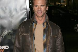 Bang Showbiz / Grease actor Lorenzo Lamas has ended his sixth marriage by filing for divorce from Kenna Nicole