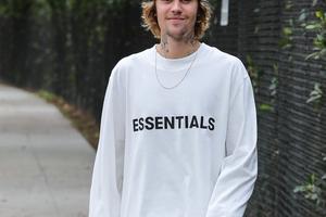 Bang Showbiz / Justin Bieber is set to release a surprise new album