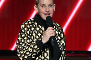 Bang Showbiz / Ellen DeGeneres has backed Rosie O'Donnell in her latest row with Donald Trump