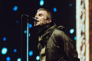 Bang Showbiz / Oasis fans have been behaving well