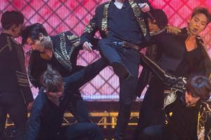 Bang Showbiz / Monsta X are preparing for their stage return and a new album with a 'sexier' image