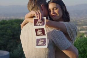 Bang Showbiz / Derek Hough and Hayley Erbert expecting first child together.
