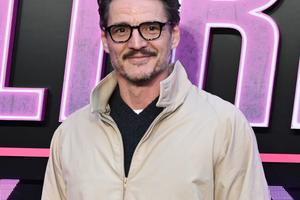 Bang Showbiz / Pedro Pascal downplays Avengers leader reports