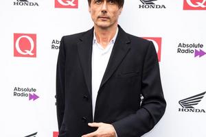 Bang Showbiz / Brett Anderson says performing is about creating the 'illusion' of confidence
