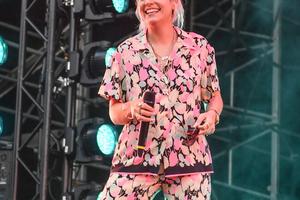 Bang Showbiz / Lily Allen has revealed one of her ex-boyfriends bullied her over her personal hygiene