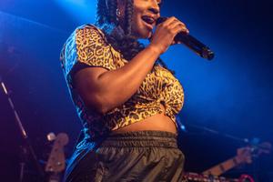 Bang Showbiz / Keisha Buchanan splits from secret boyfriend