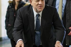 Bang Showbiz / Harvey Weinstein 'would be a better father' if he was released from prison