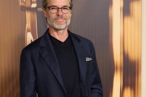 Bang Showbiz / Guy Pearce has no regrets about his failed pop career.