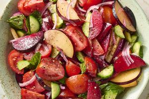 There’s only one rule: no mediocre produce! (Alex Lepe/TCA)