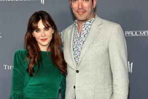 Bang Showbiz / Zooey Deschanel and Jonathan Scott have not planned their wedding