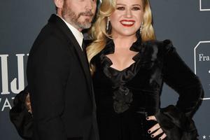 Bang Showbiz / Brandon Blackstock and Kelly Clarkson finalised their divorce in 2022