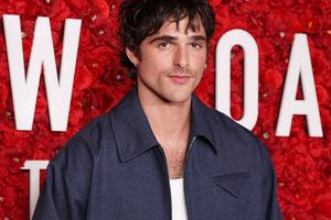 Bang Showbiz / Jacob Elordi has called time on his romance.
