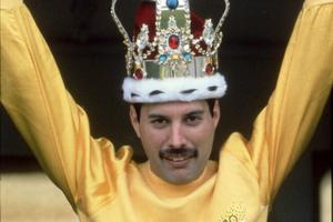 Bang Showbiz / Freddie Mercury's pal Mary Austin has broken her silence on claims he fathered a secret daughter.