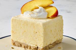 Summer peach flavor in every bite. (Alex Lepe/TCA)