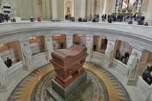 Visitors to Napoleon’s tomb can lean over the railing and bow to the emperor. (Cameron Hewitt, Rick Steves’ Europe)