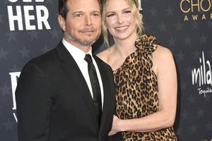 Bang Showbiz / Scott Wolf has slammed his estranged wife Kelley.