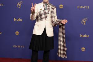 Bang Showbiz / Alan Cumming found it' really healing' to reprise Nightcrawler role.