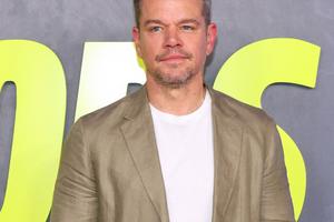 Bang Showbiz / Matt Damon was choking for 'about an hour and a half' at Jimmy Kimmel's dinner party