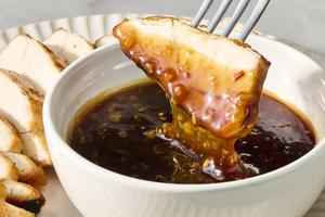 This honey garlic sauce makes everything it touches taste better. (Alex Lepe/TCA)