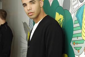 Bang Showbiz / Drake had one of his first kisses on the set of teen drama Degrassi