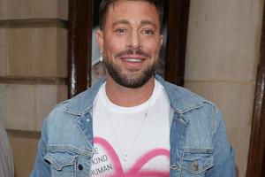 Bang Showbiz / Duncan James has jokingly hit out at Mariah Carey for doing a duet with Westlife instead of Blue