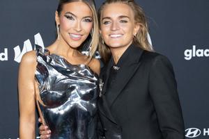 Bang Showbiz / Chrishell Stause and G Flip want to marry every year