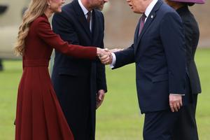 Bang Showbiz / Donald Trump complimented Princess Catherine on her beauty.