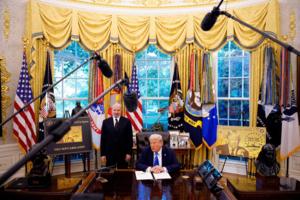 Andrew Harnik/Getty Images North America/TNS