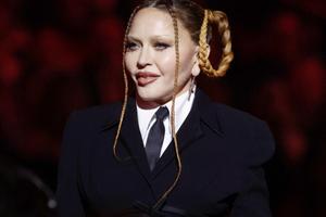 Bang Showbiz / Madonna had a vision of her late mom