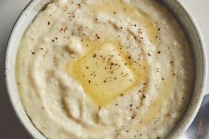 Make the easiest-ever smooth and creamy stone-ground grits in the Instant Pot. (Joe Lingeman/TCA)