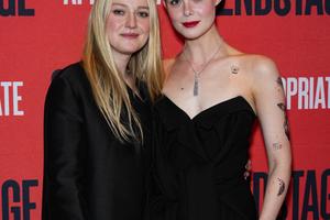 Bang Showbiz / Dakota and Elle Fanning might move into together
