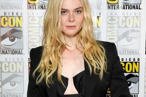 Bang Showbiz / Elle Fanning received words of encouragement from Elizabeth Banks after she was cast as Effie Trinket in The Hunger Games: Sunrise on the Reaping.