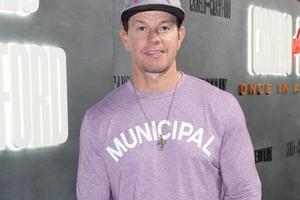 Bang Showbiz / Mark Wahlberg has splashed out $37 million on a new Florida mansion.